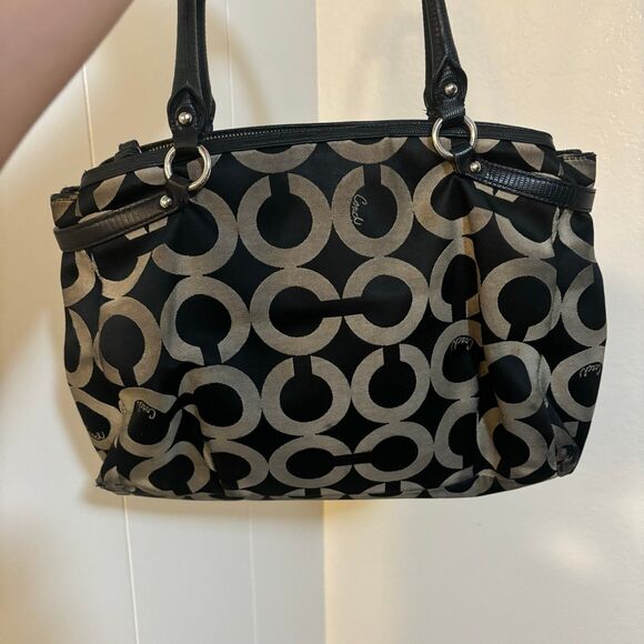 Coach Signature Canvas Black Gray Shoulder Tote Handbag M1220-22344 - Picture 3 of 10
